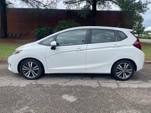 White Orchid Pearl 2017 Honda Fit EX