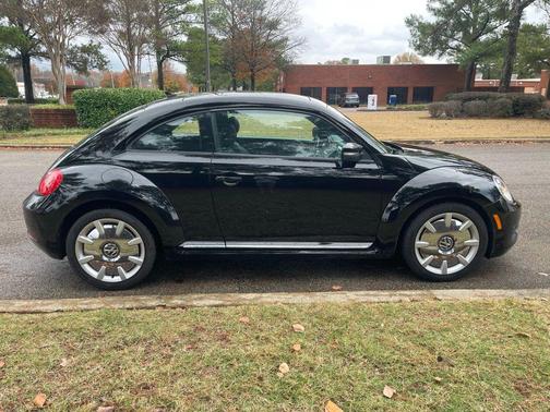 2015 Volkswagen Beetle Auto 1.8T w/Sun/Sound/Nav