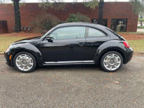 2015 Volkswagen Beetle Auto 1.8T w/Sun/Sound/Nav