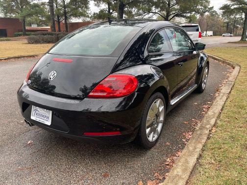 2015 Volkswagen Beetle Auto 1.8T w/Sun/Sound/Nav