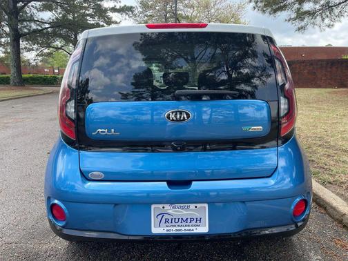2017 Kia Soul EV Base