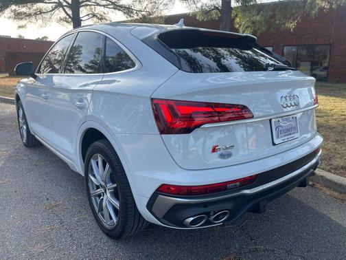 2022 Audi SQ5 3.0T Premium Plus