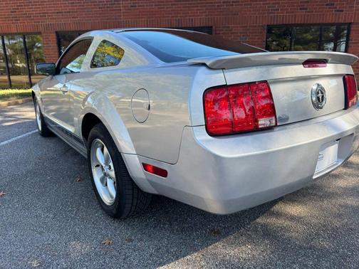 2009 Ford Mustang Base