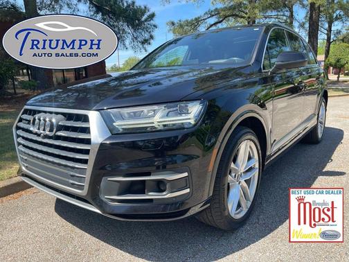 Black 2018 Audi Q7 3.0T Prestige