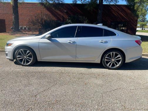 2021 Chevrolet Malibu FWD LT