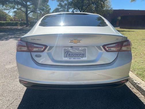 2021 Chevrolet Malibu FWD LT