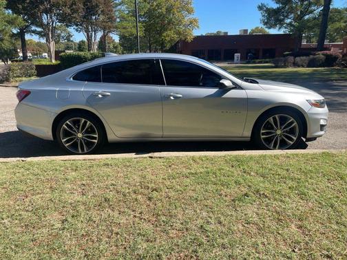 2021 Chevrolet Malibu FWD LT