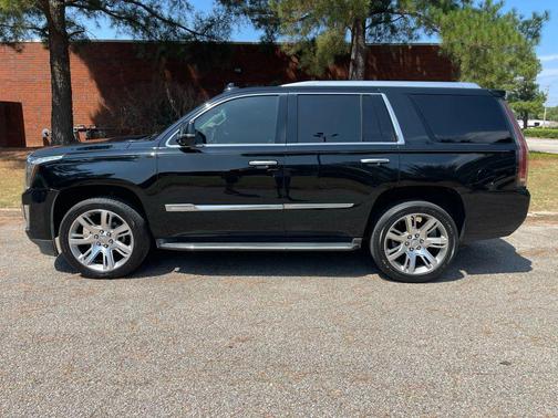 2016 Cadillac Escalade Luxury