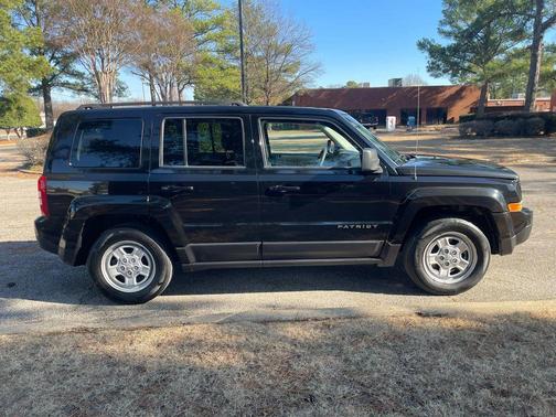 2017 Jeep Patriot Sport