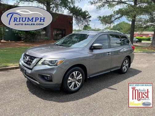 2017 Nissan Pathfinder SL