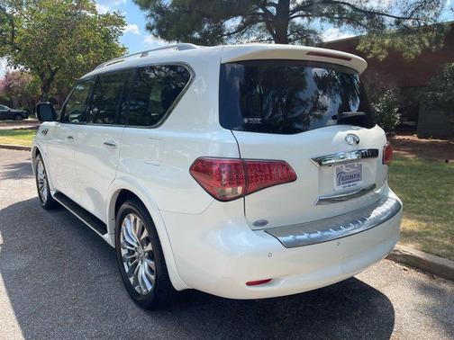 2015 INFINITI QX80 Base