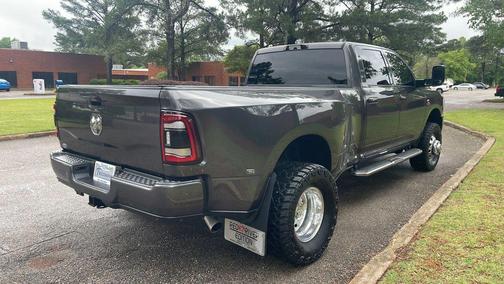 Granite Crystal Metallic Clearcoat 2022 RAM 3500 Big Horn Crew Cab 4x4 8' Box