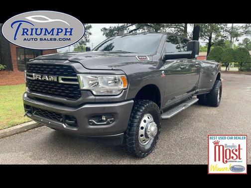 Granite Crystal Metallic Clearcoat 2022 RAM 3500 Big Horn Crew Cab 4x4 8' Box