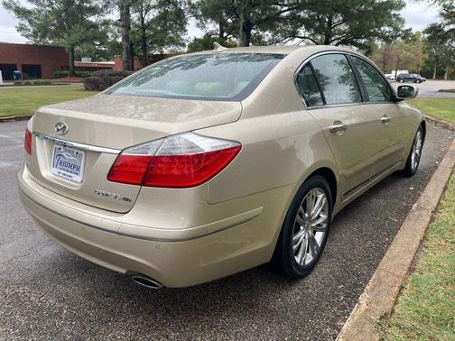2010 Hyundai Genesis 4.6