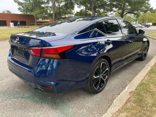 2024 Nissan Altima SR FWD