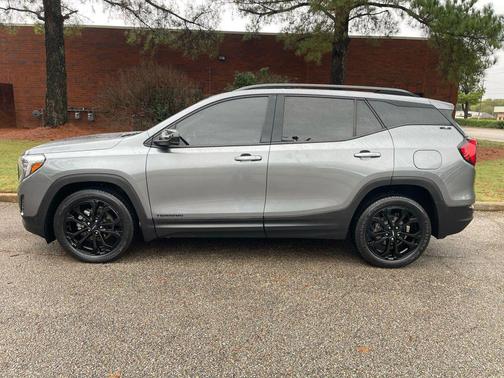 2021 GMC Terrain SLE