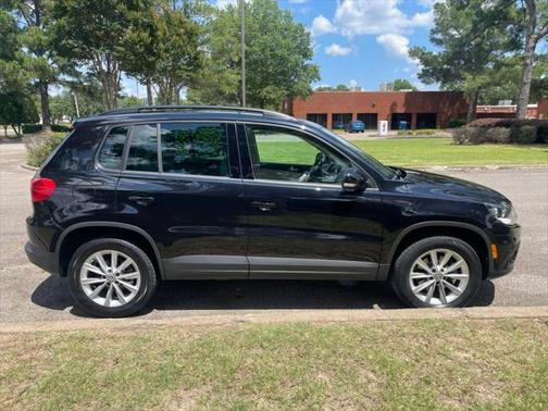 2015 Volkswagen Tiguan Auto SE
