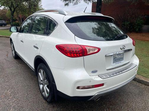 2016 INFINITI QX50 Base