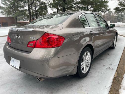 2012 INFINITI G37x Base