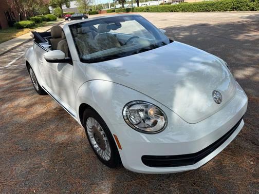 2016 Volkswagen Beetle 1.8T S
