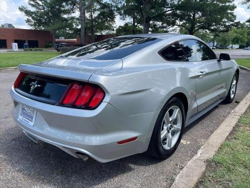 2016 Ford Mustang V6