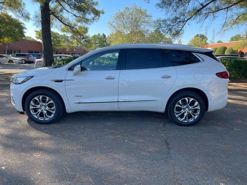 2021 Buick Enclave FWD Avenir