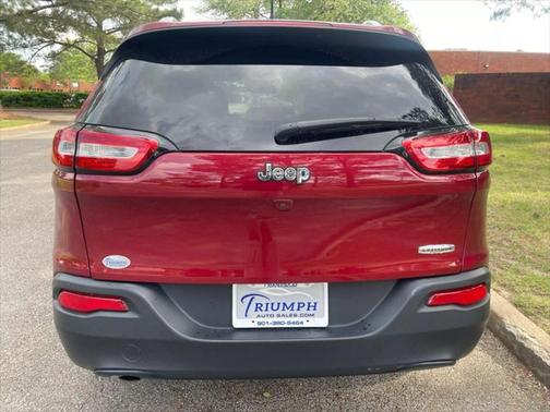 2017 Jeep Cherokee Sport