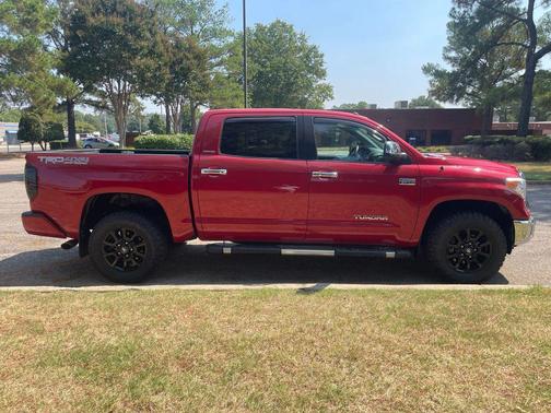 2017 Toyota Tundra Limited