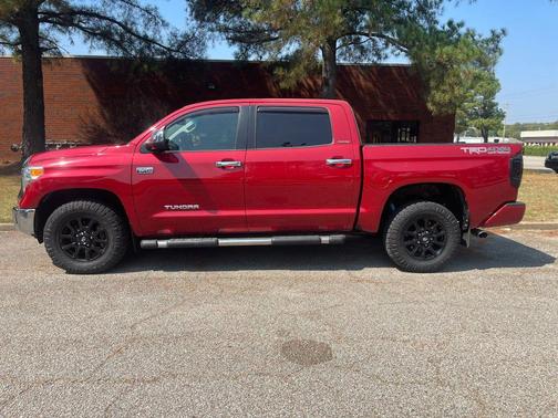 2017 Toyota Tundra Limited