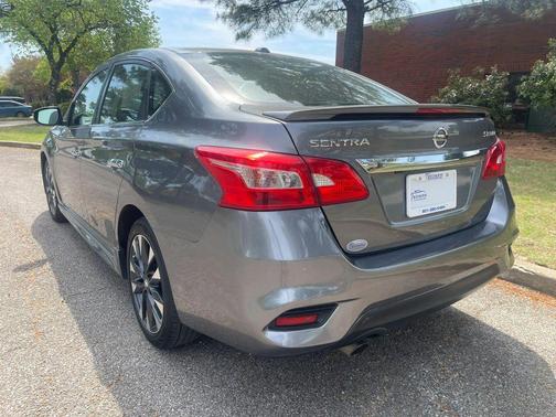 Gun Metallic 2018 Nissan Sentra SR