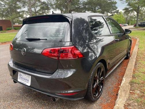 2015 Volkswagen Golf GTI 2.0T SE 2-Door