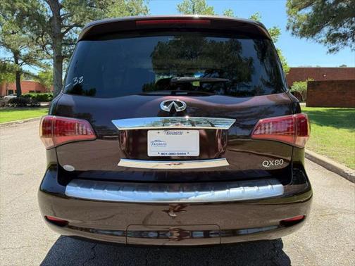 2016 INFINITI QX80 Base