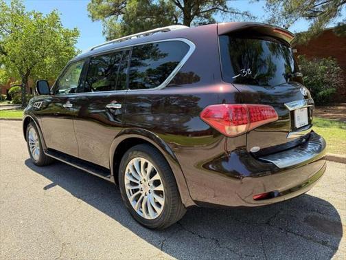 2016 INFINITI QX80 Base