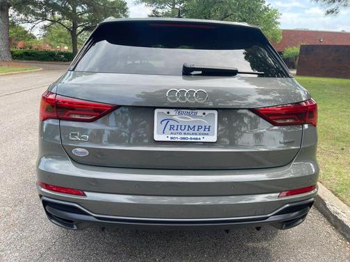 Chronos Gray Metallic 2022 Audi Q3 45 S line Premium Plus