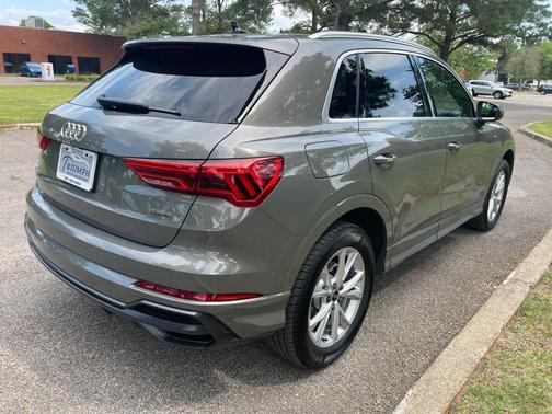 Chronos Gray Metallic 2022 Audi Q3 45 S line Premium Plus