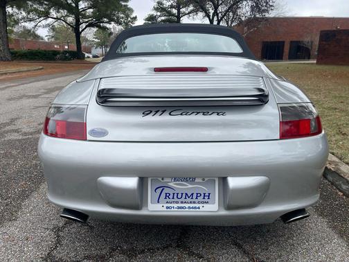 2002 Porsche 911 Carrera 4