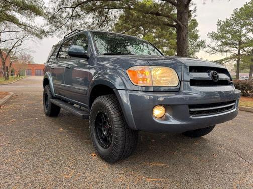 2007 Toyota Sequoia SR5