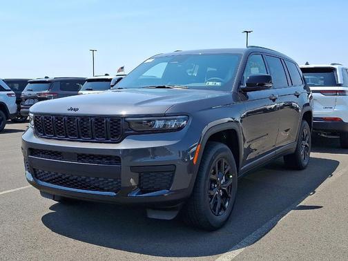 2025 Jeep Grand Cherokee L Laredo