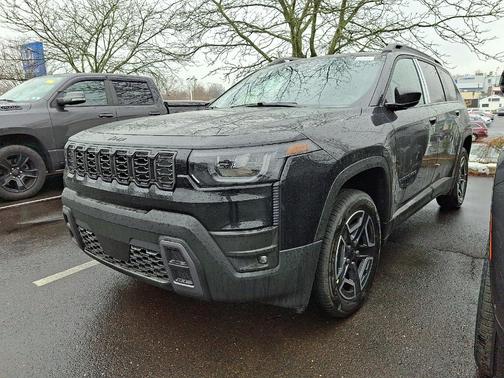 Diamond Black 2026 Jeep Cherokee LAREDO/LIMITED