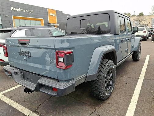 2026 Jeep Gladiator Sport