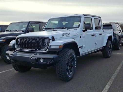2026 Jeep Gladiator Sport