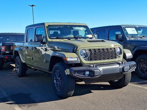 2026 Jeep Gladiator Sport