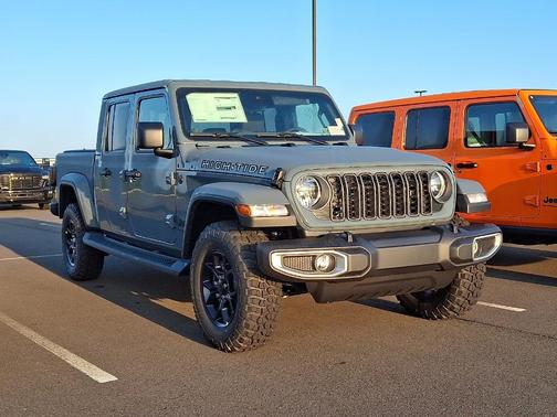 2025 Jeep Gladiator Sport
