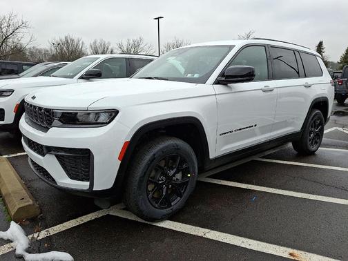 Bright White Clearcoat 2026 Jeep Grand Cherokee L Altitude 4x4