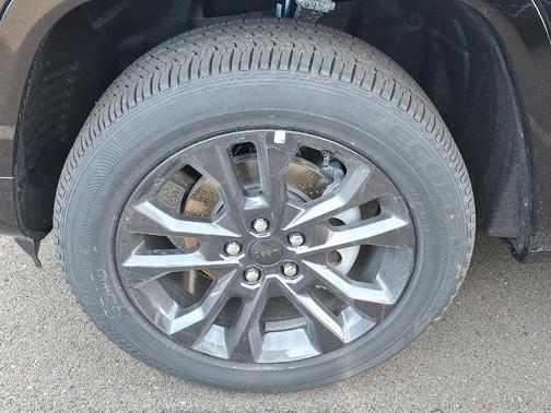 2026 Jeep Grand Cherokee Limited Reserve 4x4