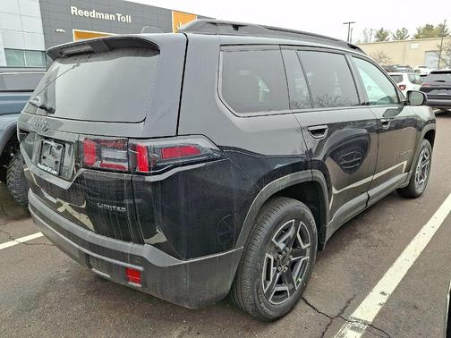 2026 Jeep Cherokee LAREDO/LIMITED