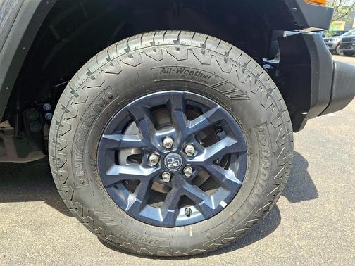 Granite Crystal Clearcoat Metallic 2026 Jeep Wrangler 85th Anniversary