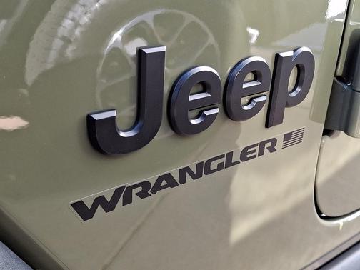 41 PAINT 2026 Jeep Wrangler Sport