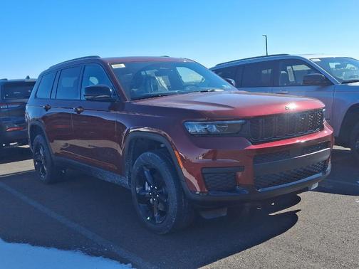 2025 Jeep Grand Cherokee L Laredo