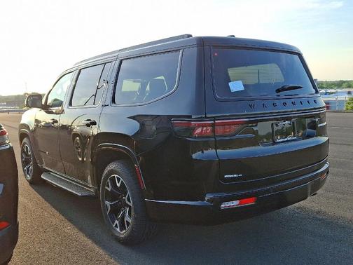 2025 Jeep Wagoneer Series II